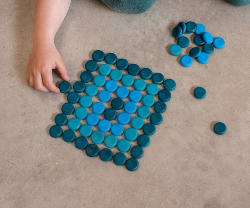 Wood Mandala Coins 36 pcs (Blues)