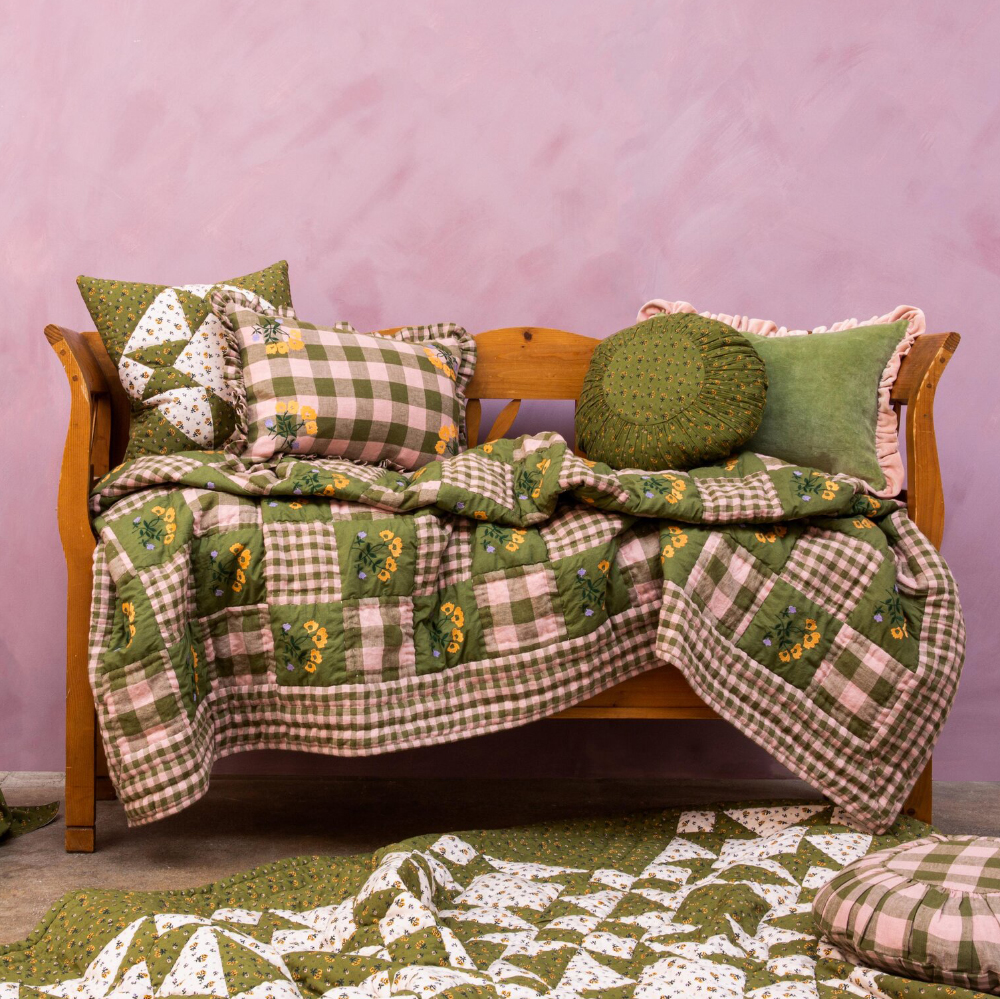 Leinikki Gingham Patchwork Baby Quilt, Olive