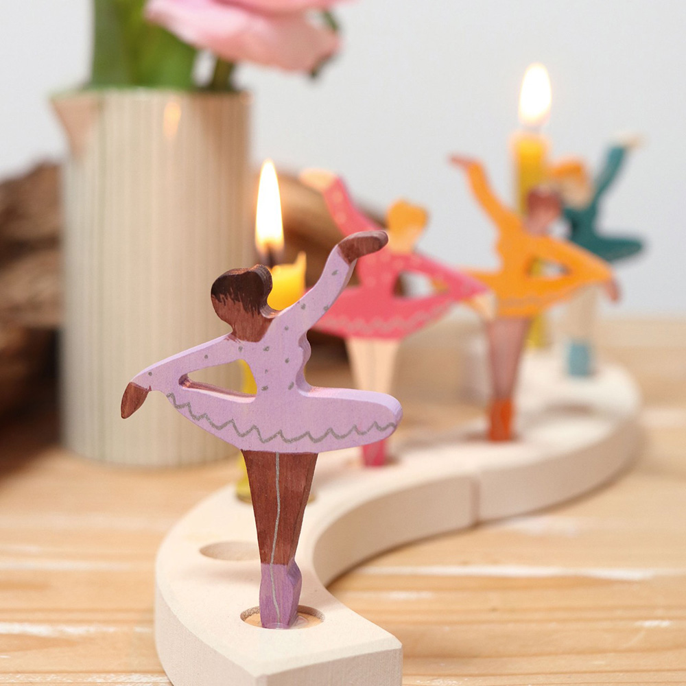 Small Celebration Ring Natural