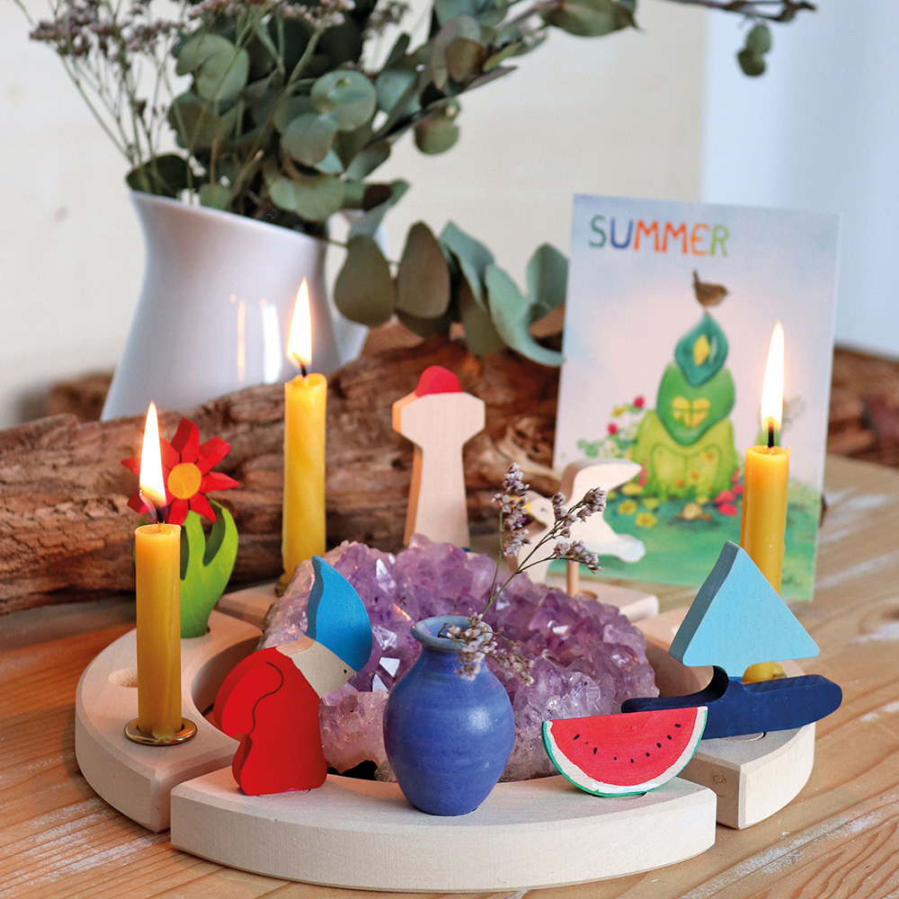 Small Celebration Ring Natural