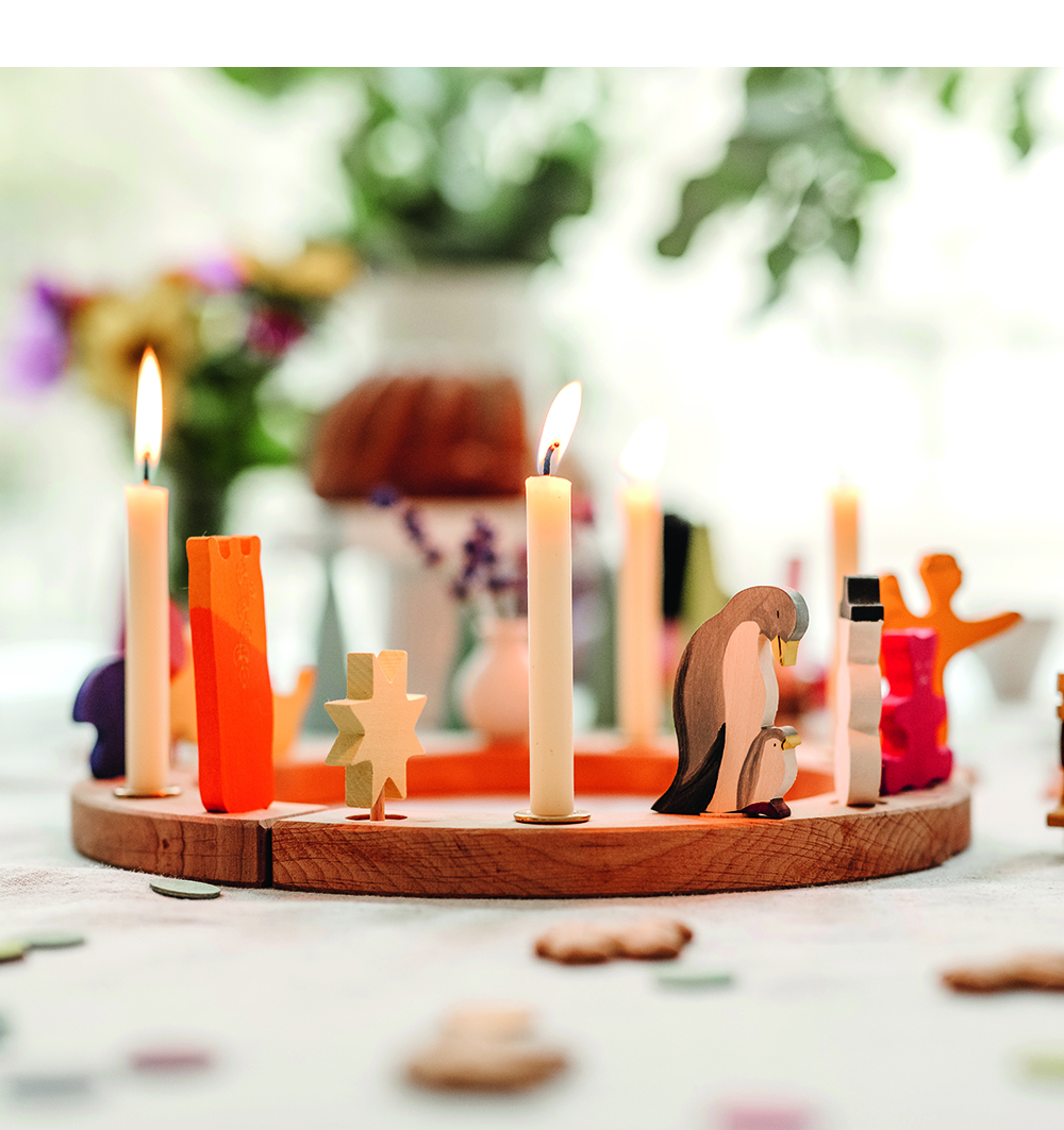 Small Celebration Ring Natural