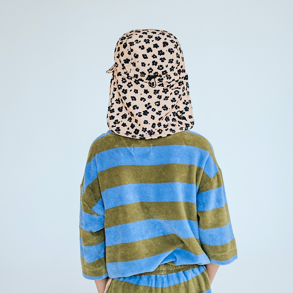 Summer Cap - Leopard Flower