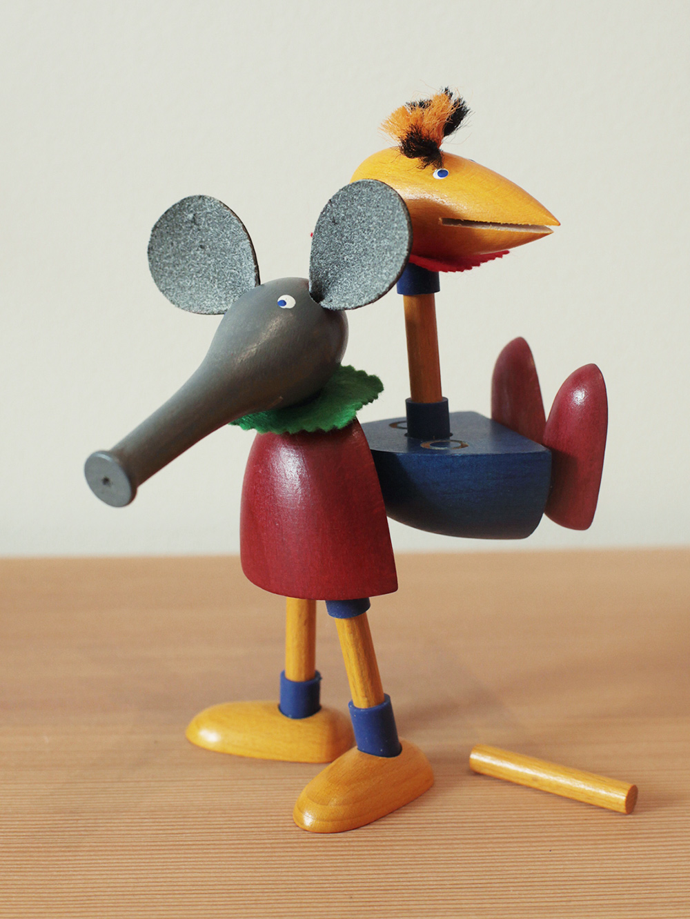 Eduard and Erna Plug-in Construction Toy