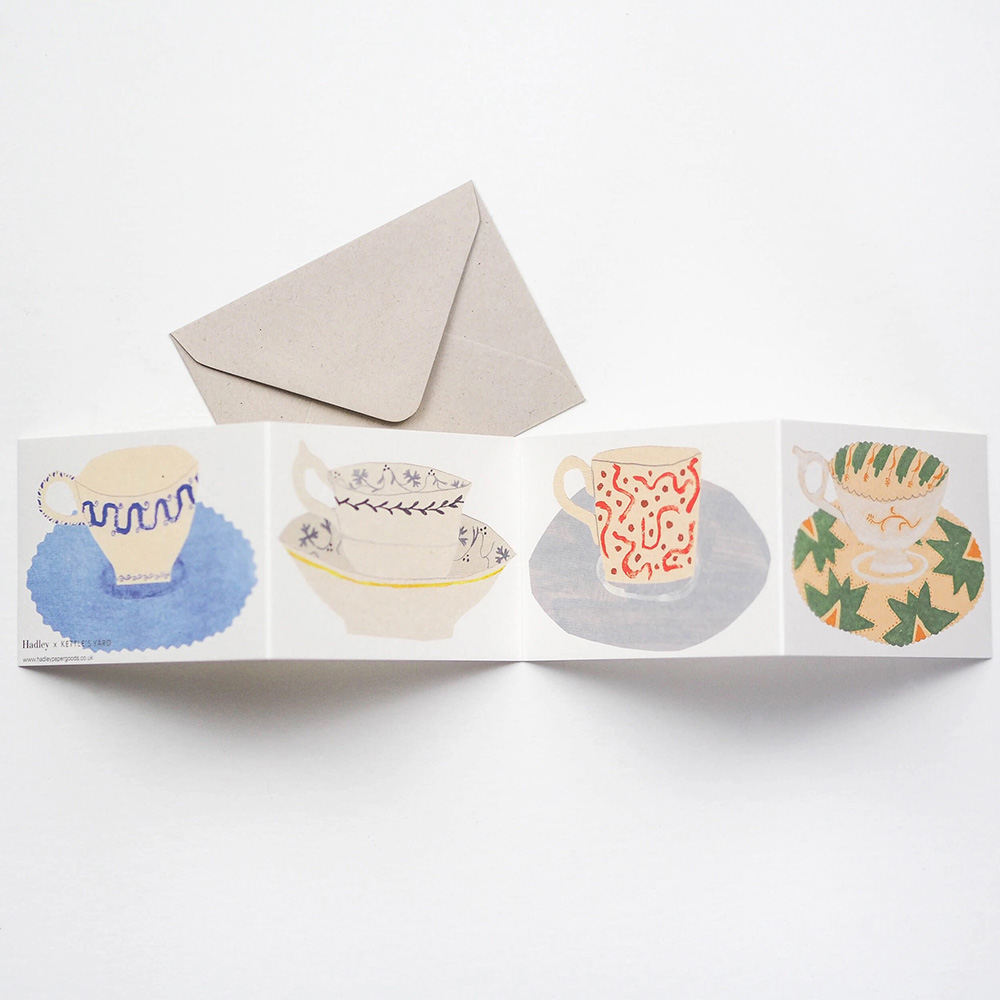 Tea Cups and Saucers Fold Out Card