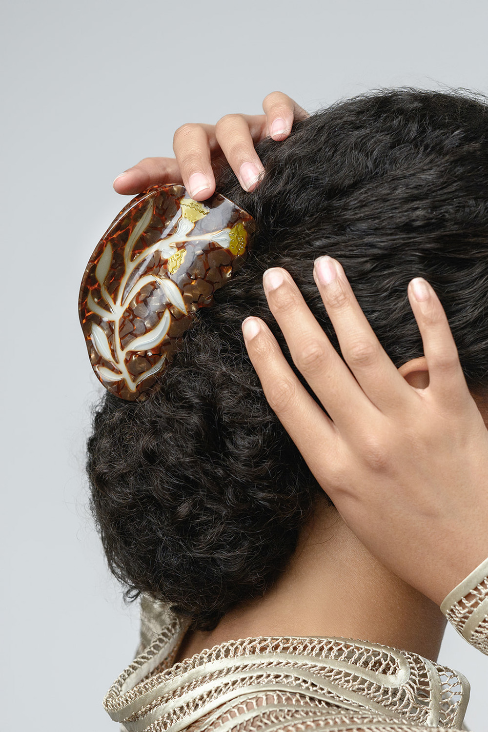 Artemisia Deep Hair Claw