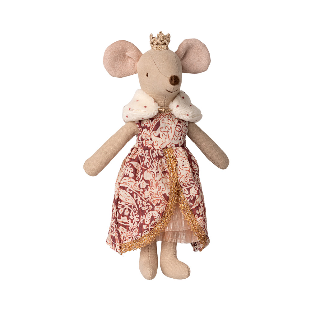 Queen Mouse, Mum