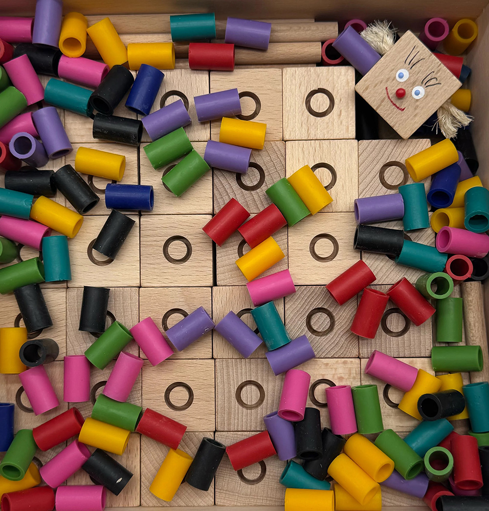 KJUBI Plug-in Construction Toy