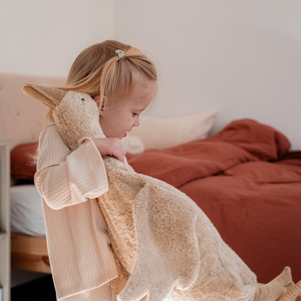 Large Cuddly Goose Linen
