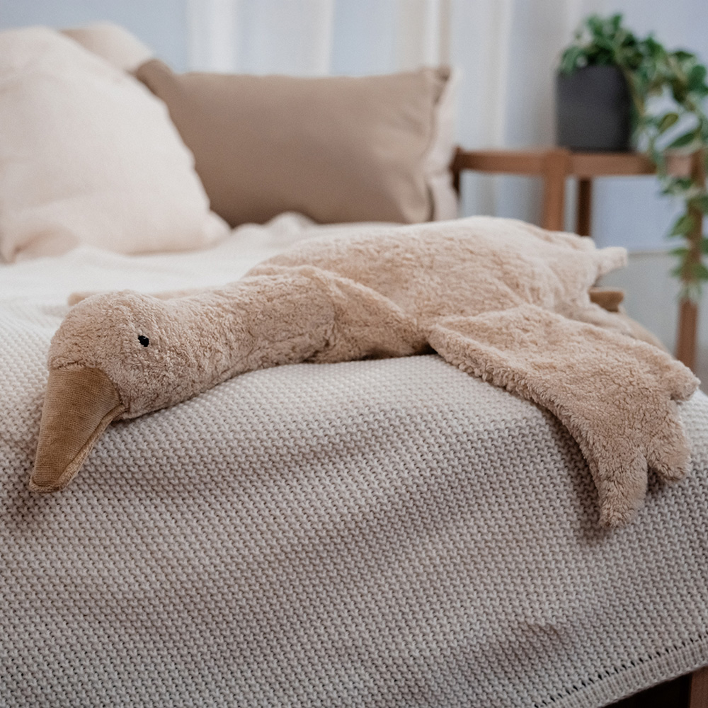 Large Cuddly Goose Linen