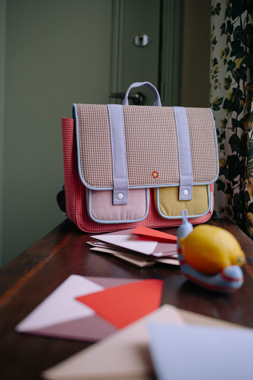 Schoolbag- Lemon Tree/ Gingham