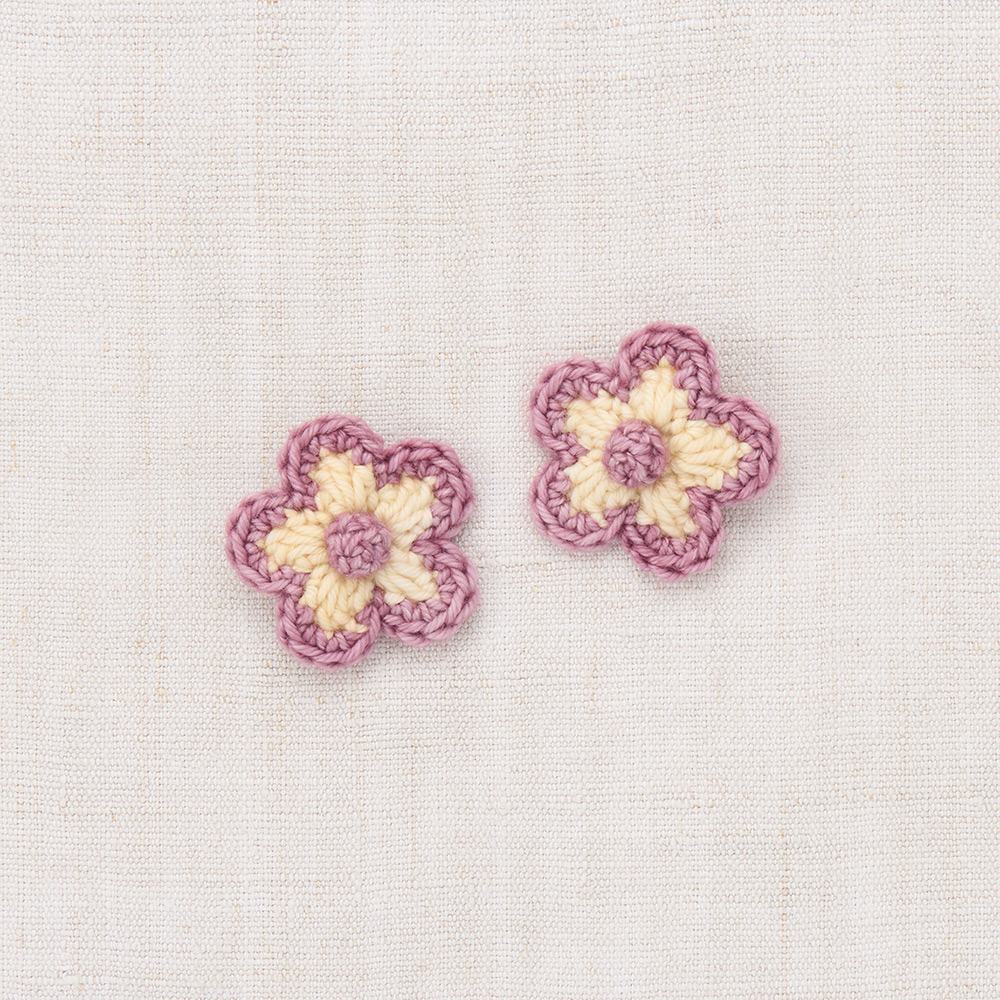 Medium Flower Clip Set – Shortbread